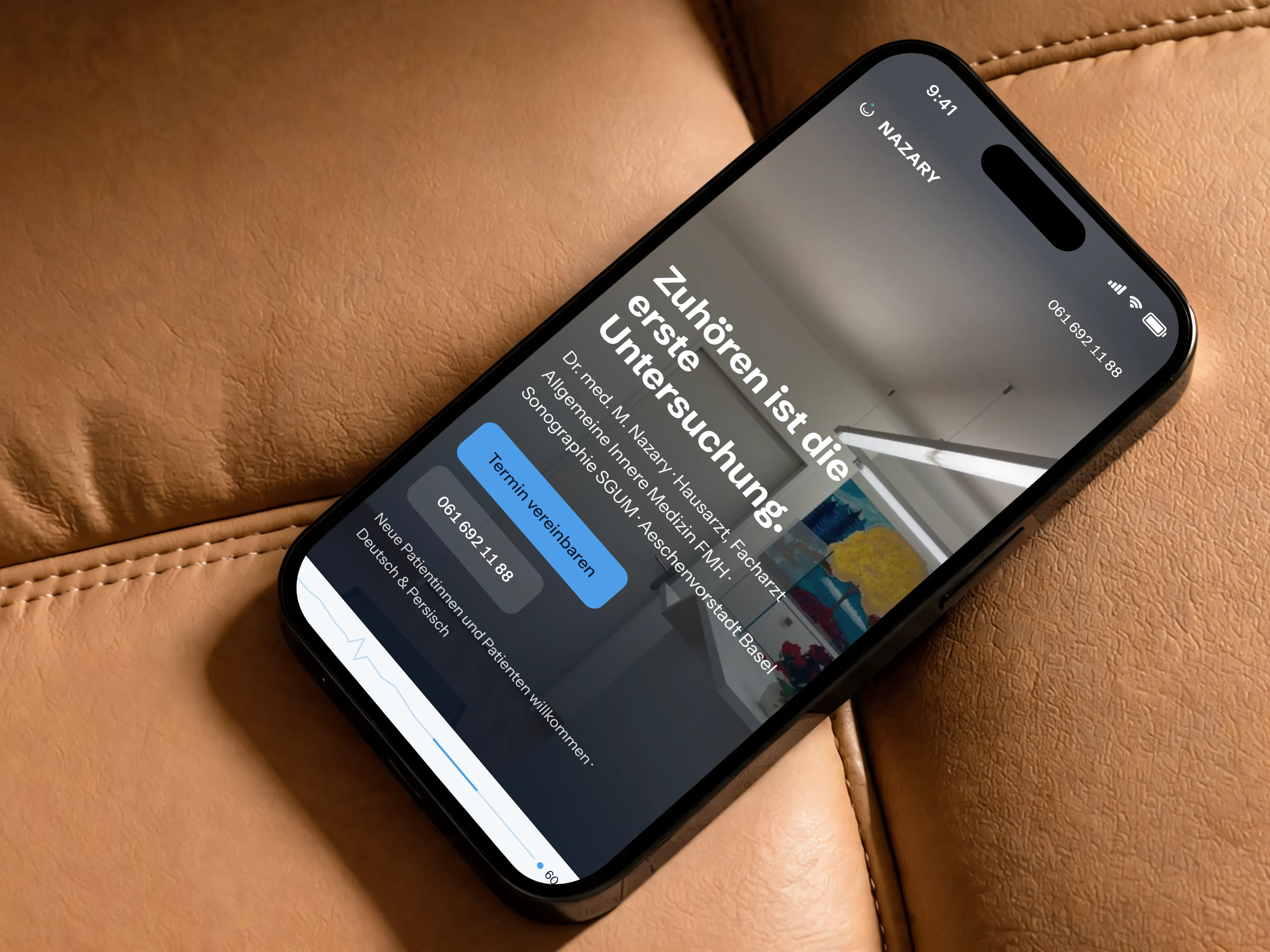 Startseite der Praxis Dr. Nazary auf einem iPhone